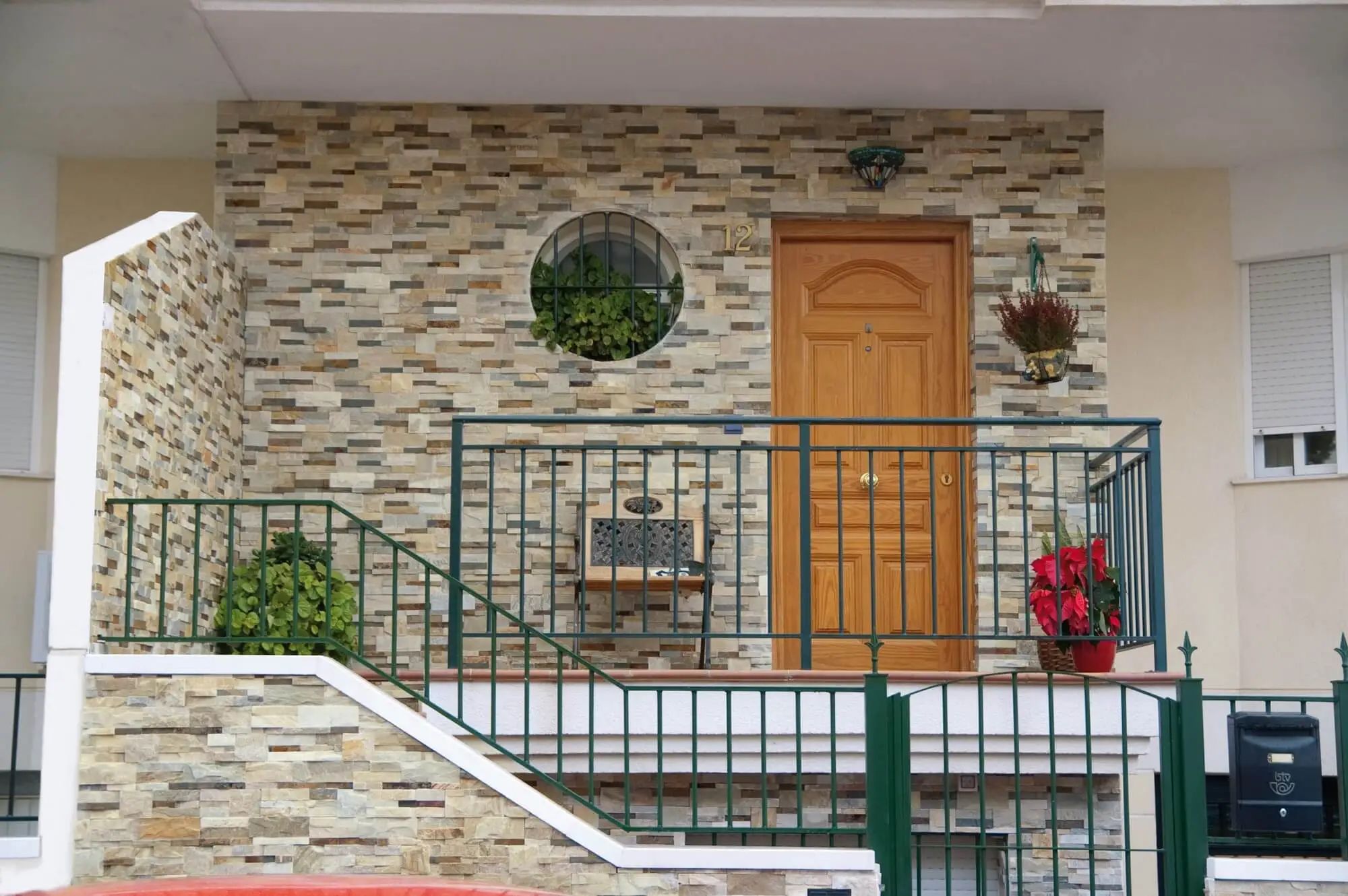 Stone ST56 18X35 - Anjasora - Fachadas Revestimento Stone 56 18x35 - Emisan Azulejos Portugal